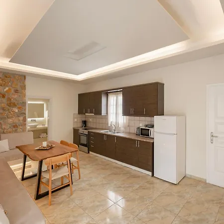 Loukas & Emma Eco * 佩里萨