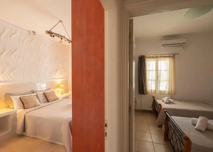 Loukas & Emma Eco * 佩里萨