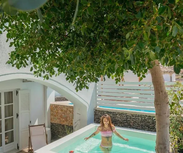 Loukas & Emma Eco Lejlighed *