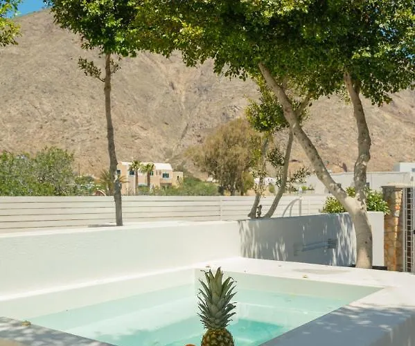 Loukas & Emma Eco Lejlighed