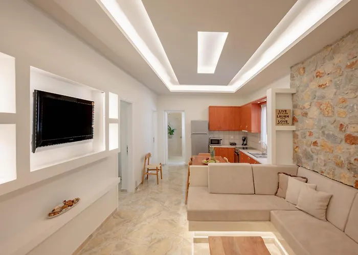 Loukas & Emma Eco Perissa (Santorini)