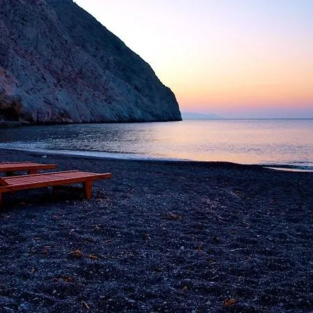 Apartmán Loukas & Emma Eco Perissa (Santorini)